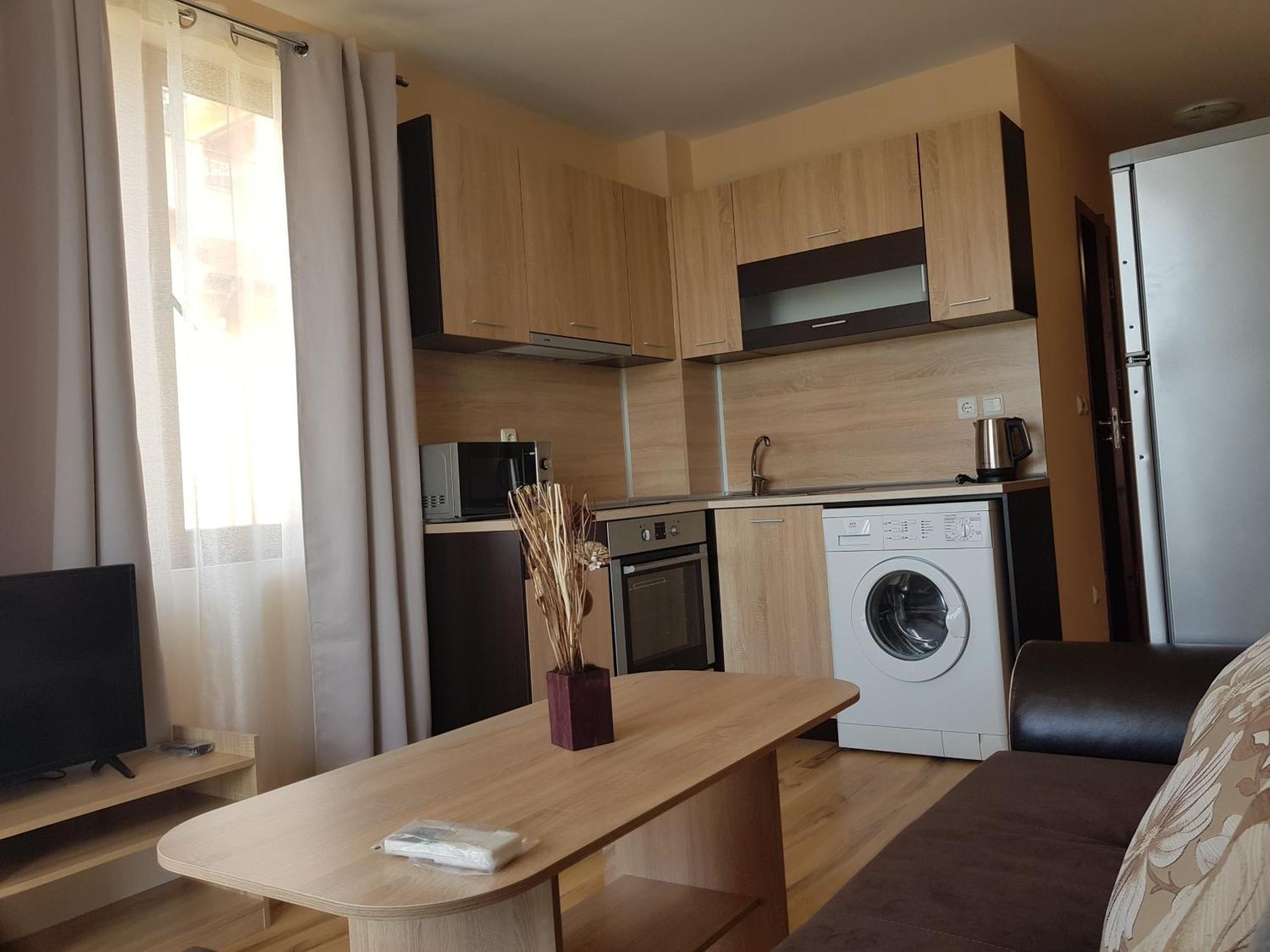 Victorio Lux Apartments Свети Влас Екстериор снимка