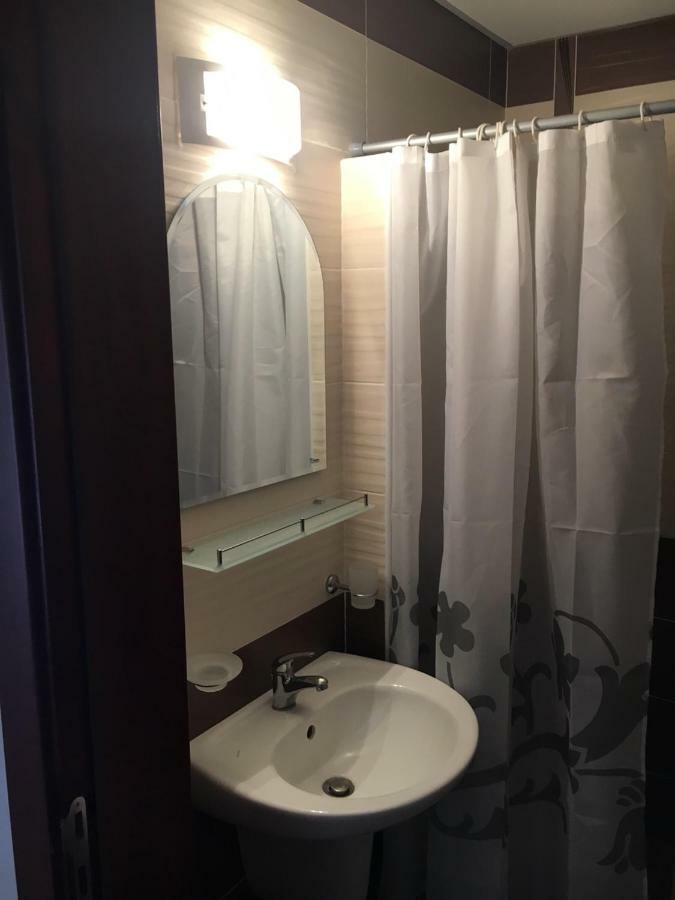 Victorio Lux Apartments Свети Влас Екстериор снимка