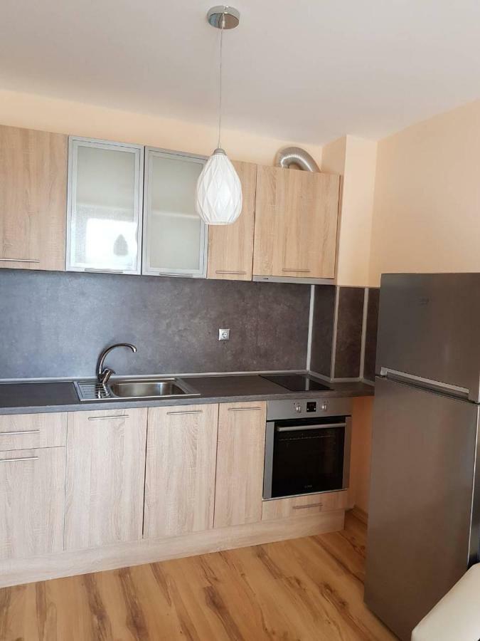 Victorio Lux Apartments Свети Влас Екстериор снимка